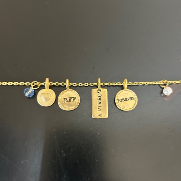 Friendship Charm Necklace. NIB - Picture 4 of 5